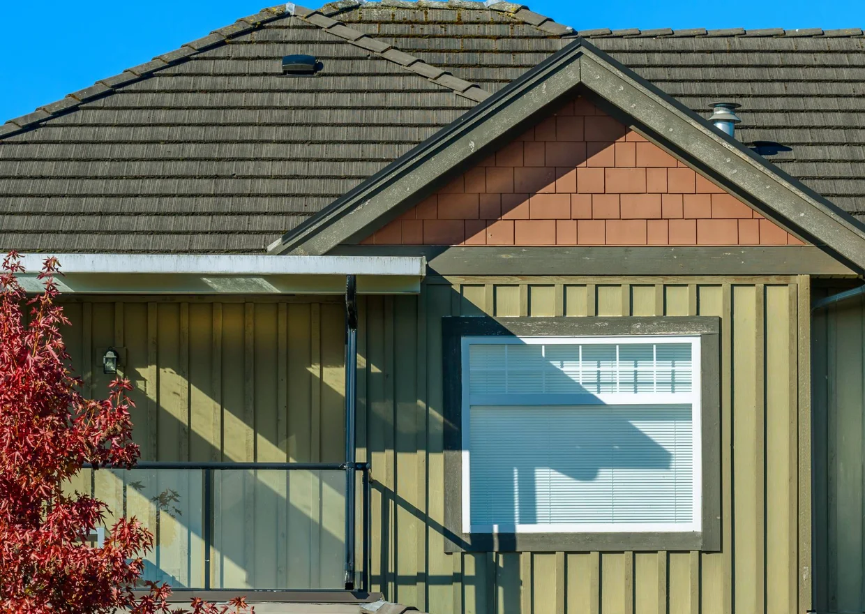 Professional Painting by Sunshine Painters in Lithia